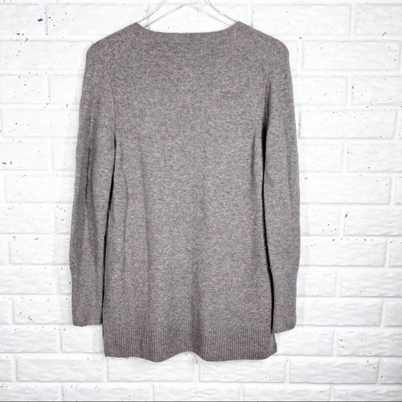 J.CREW Merino Wool | Alpaca blend v-neck sweater with pockets - Picture 4 of 8